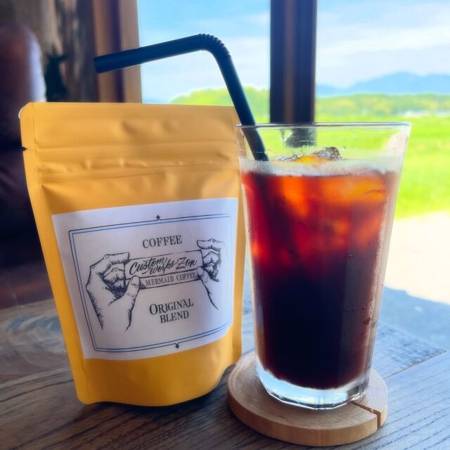 今月のブレンド豆【ブラジル ドルチェ チョコラーダ】ほろ苦さと甘さのバランス◎【インドネシア マンデリン ビンタンリマ】クリーンで力強いマンデリン中のナンバーワン

暑い日にピッタリの虜になるコーヒーが入荷しました！
ぜひご賞味ください☕️

七月はカフェお休みの日が多いので、ご注意ください🙇